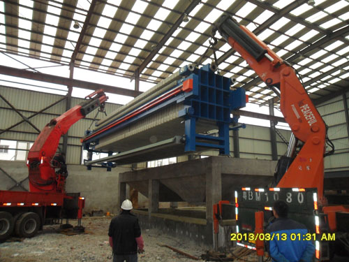 ���̰���